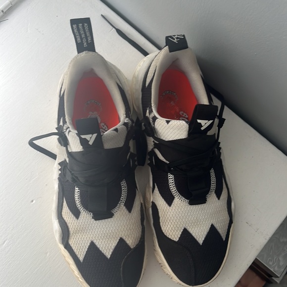 Trey young’s worn twice - Picture 2 of 2